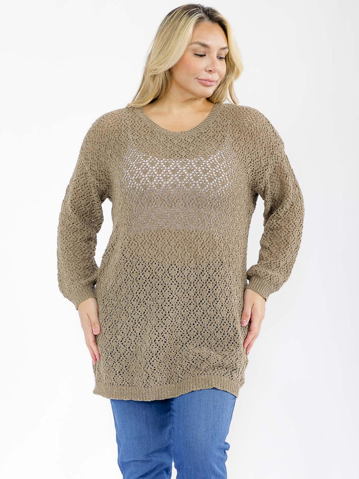 PLUS SIZE LONG SLEEVE KNIT TOP