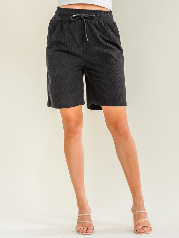 WOMEN'S ELASTIC WAIST POCKETS SELF TIE RIBBED MINI SHORTS