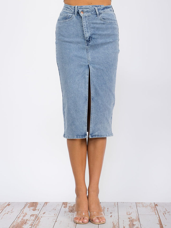 WOMEN'S BUTTON CLOSURE FRONT SLIT POCKETS DENIM MIDI SKIRT