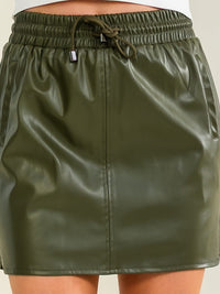 ENTRO WOMEN'S ELASTIC WAIST POCKETS SELF TIE PU PLEATHER MINI SKIRTS