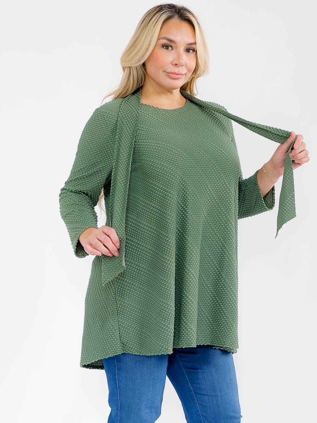 PLUS SIZE 3/4 SLEEVE W/SCARF DETAILED TUNIC BLOUSE