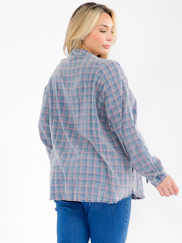 PLUS SIZE LONG SLEEVE BUTTON UP FRONT POCKETS PLAID TOP