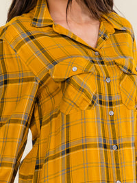 WOMEN'S LONG SLEEVE V-NECK BUTTON CLOSURE FRONT POCKET PLAID SHIRT