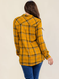WOMEN'S LONG SLEEVE V-NECK BUTTON CLOSURE FRONT POCKET PLAID SHIRT
