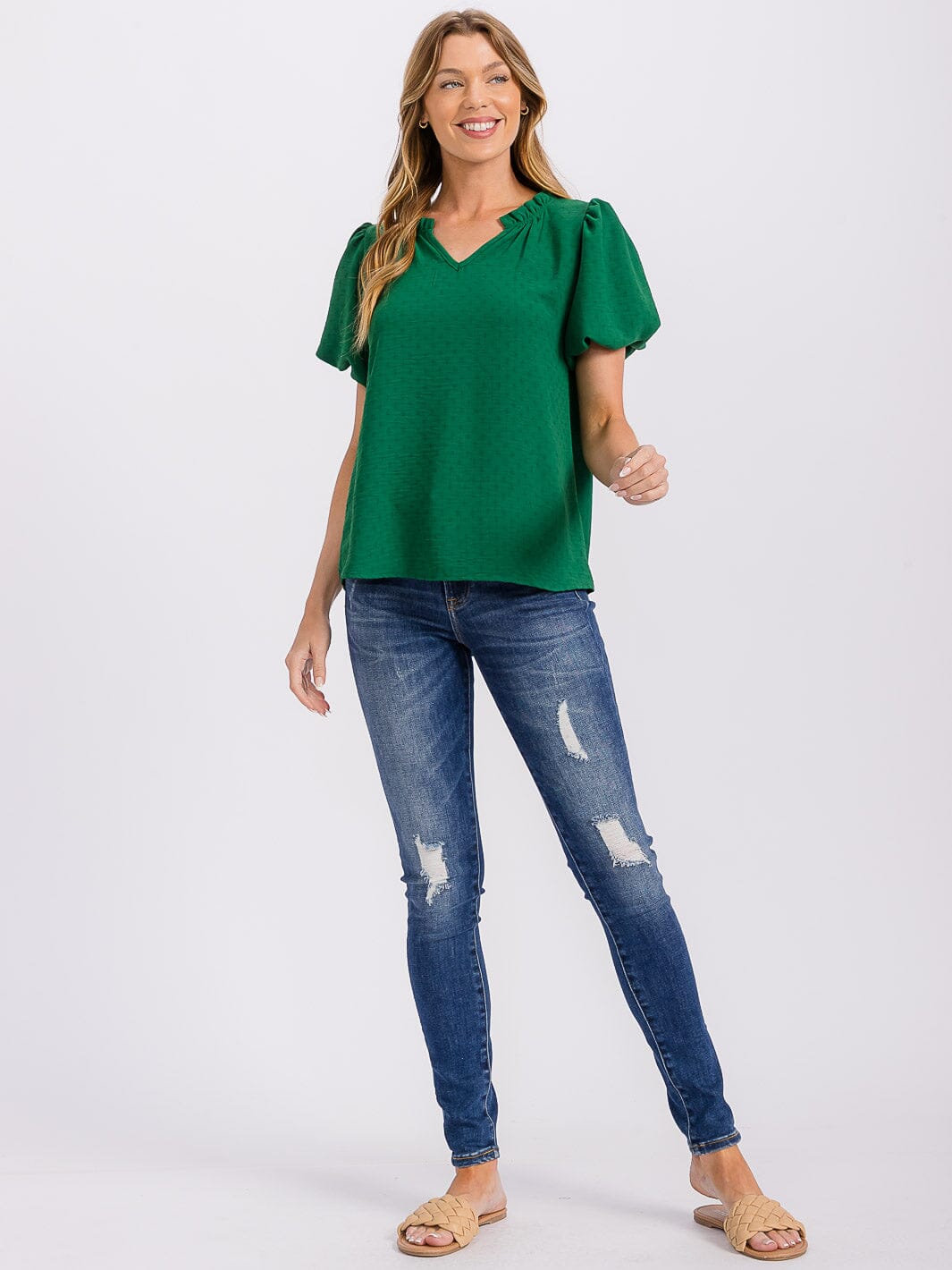 WOMEN'S SHORT PUFF SLEEVE V-NECK DETAILED BLOUSE