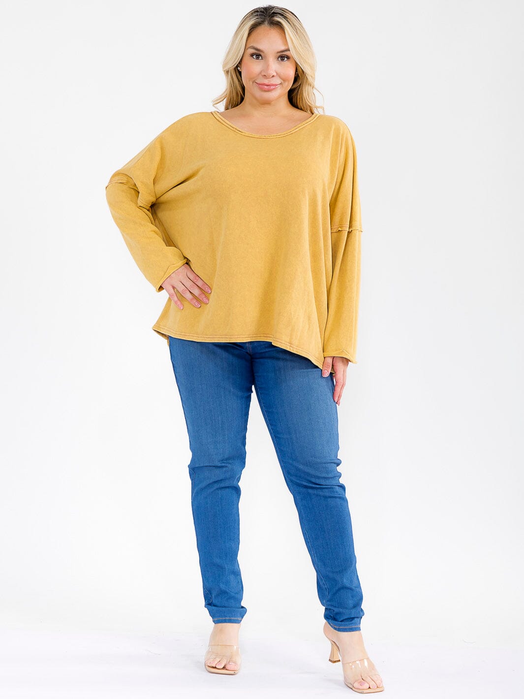 PLUS SIZE LONG SLEEVE OPEN BACK OVERSIZED TOP