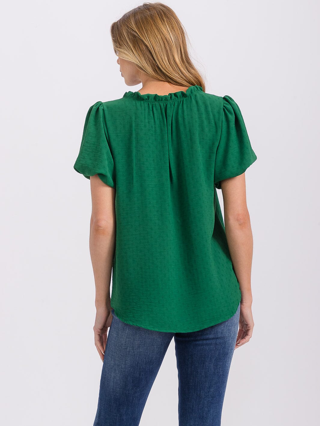 WOMEN'S SHORT PUFF SLEEVE V-NECK DETAILED BLOUSE
