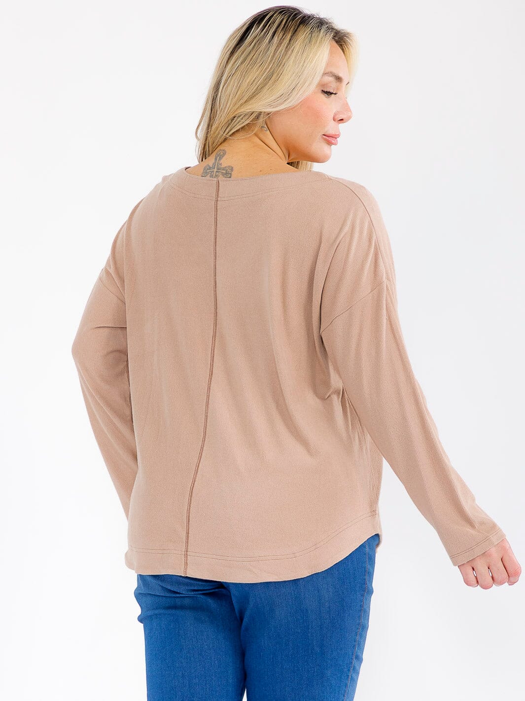 PLUS SIZE LONG SLEEVE V-NECK SOLID TOP