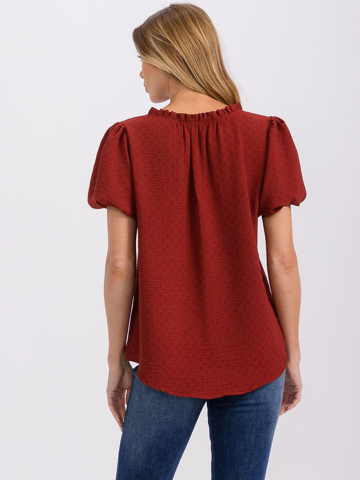 WOMEN'S SHORT PUFF SLEEVE V-NECK DETAILED BLOUSE