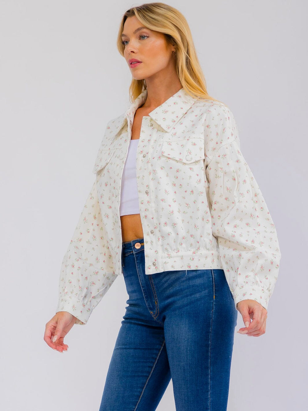 WOMEN'S LONG SLEEVE BUTTON UP FLORAL DENIM JACKET