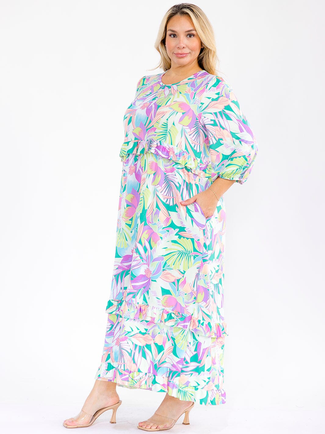 PLUS SIZE 3/4 SLEEVE FRONT POCKETS FLORAL PRINT MAXI DRESS