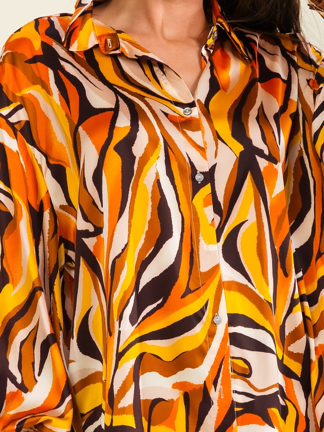 ENTRO WOMEN'S LONG SLEEVE BUTTON UP ANIMAL PRINT BLOUSE
