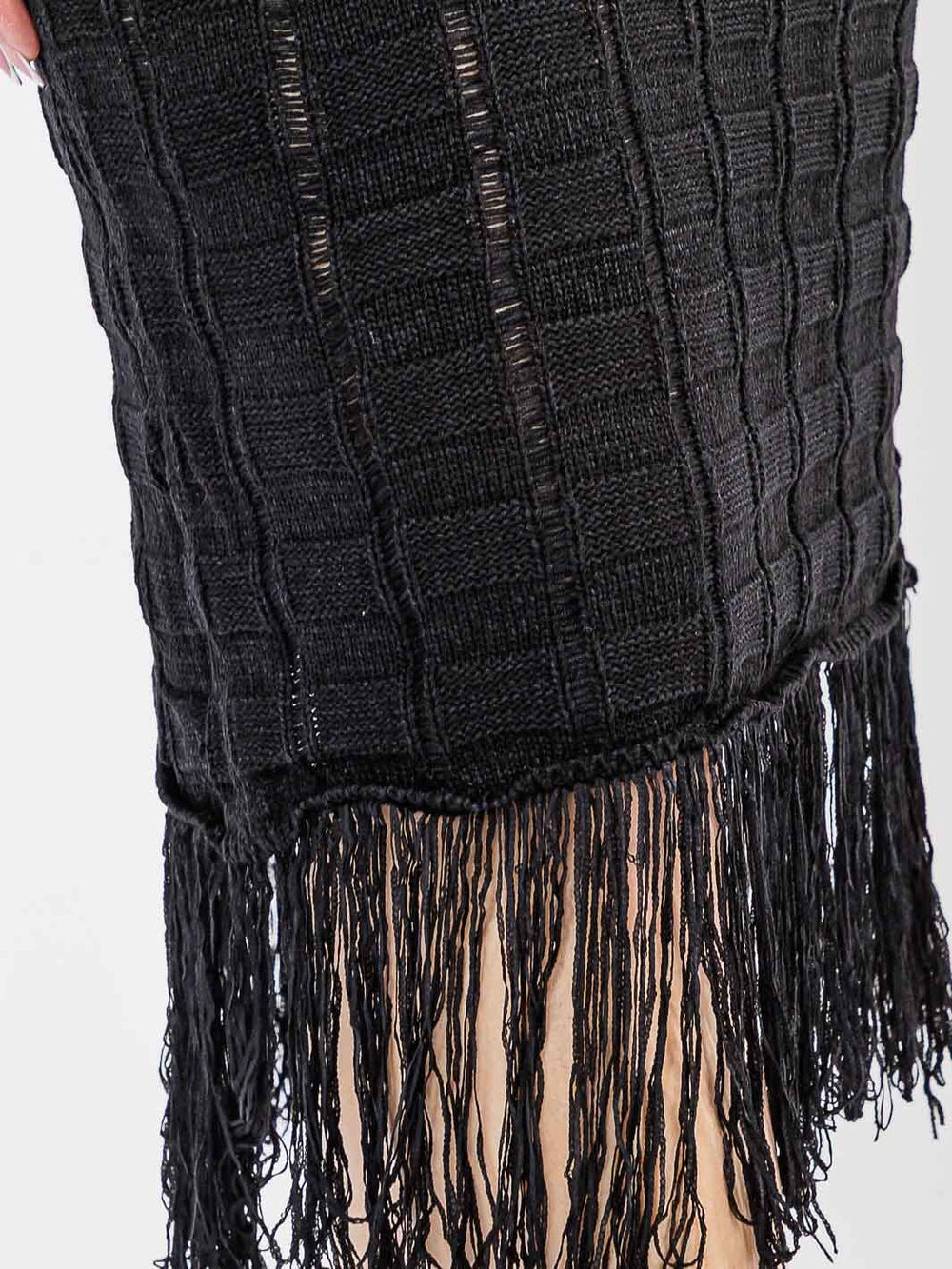 PLUS SIZE SLEEVELESS V-NECK FRINGE BOTTOM HEM KNIT MIDI DRESS