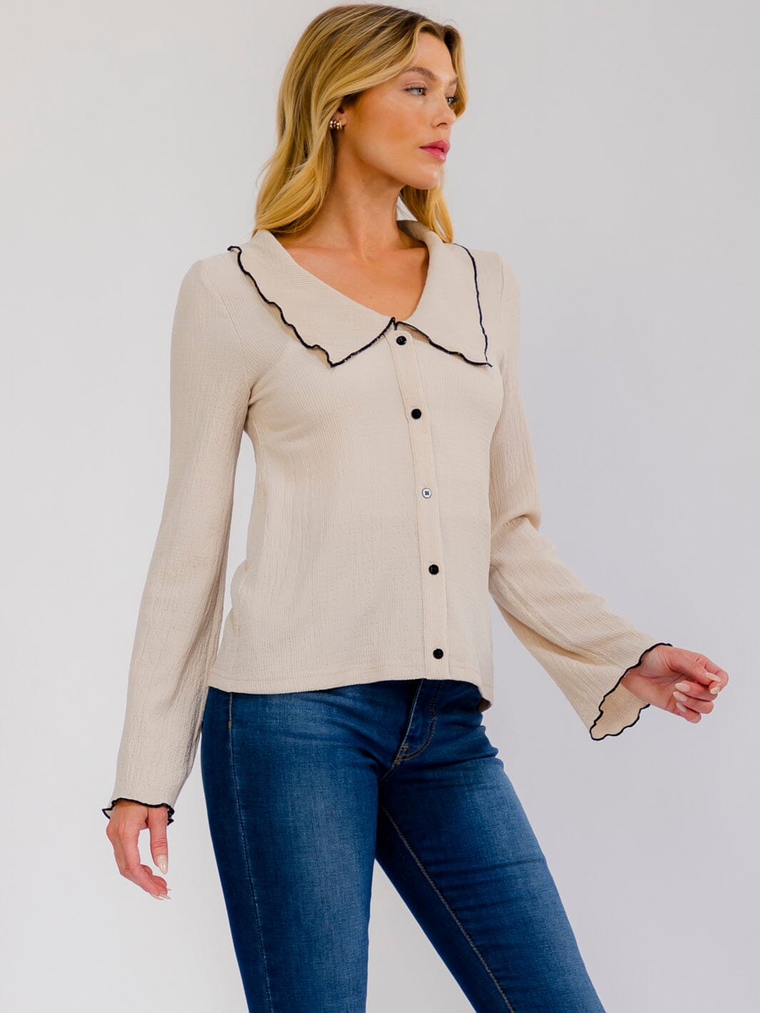 WOMEN'S LONG SLEEVE BUTTON UP TRIM DETAILED COLLAR BLOUSE