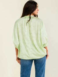 WOMEN'S SHORT SLEEVE V-NECK HIGH-LOW SELF TIE SATIN BLOUSE