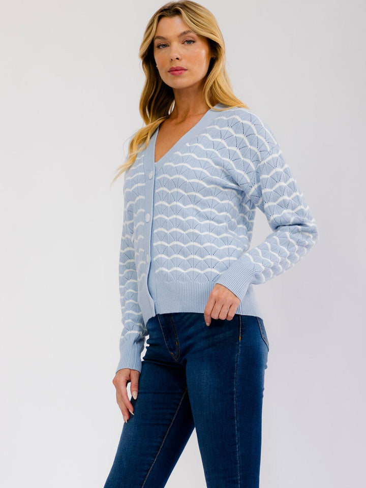 WOMEN'S LONG SLEEVE BUTTON CLOSURE COLORBLOCK KNIT SWEATER