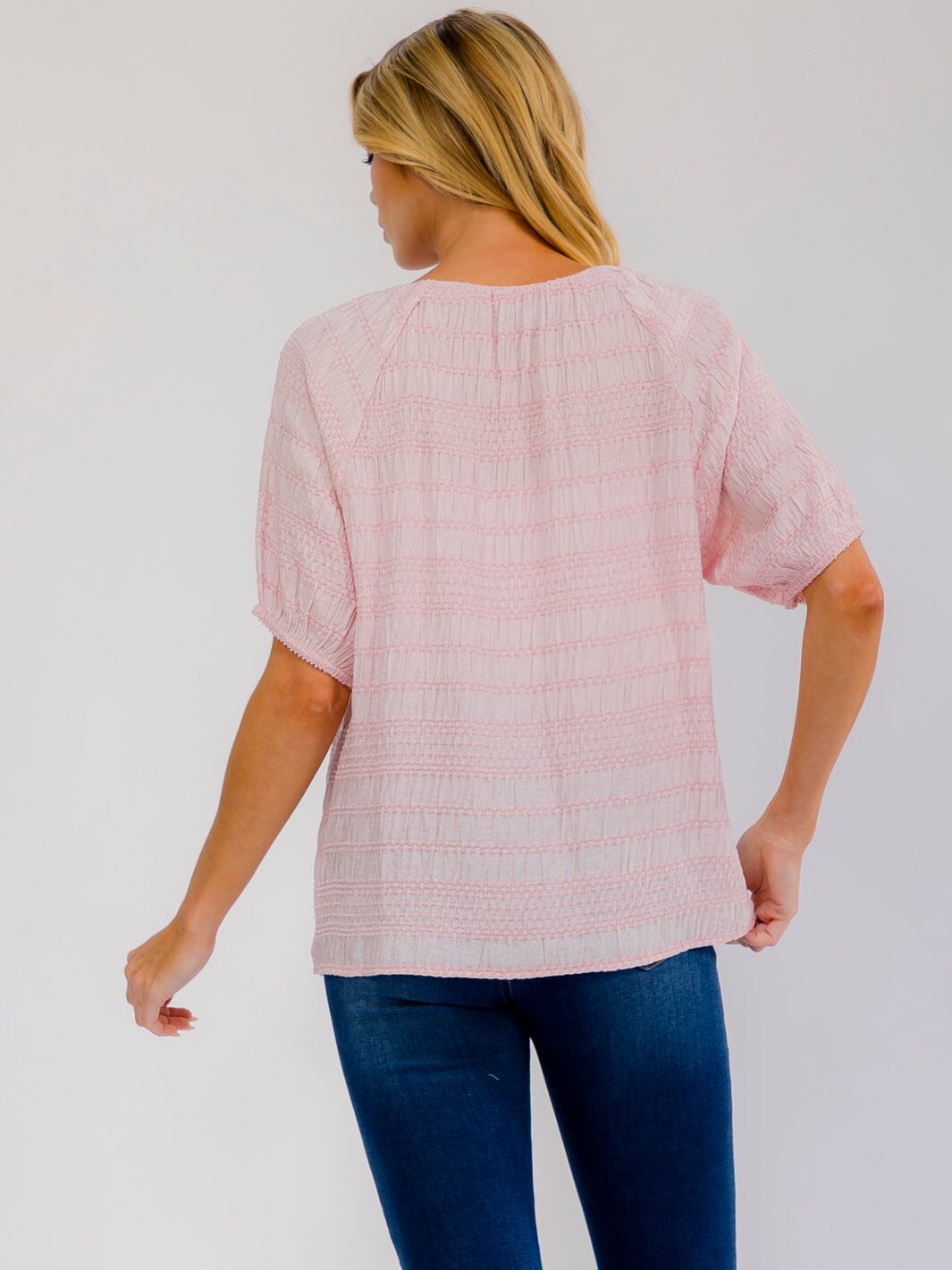 WOMEN'S SHORT SLEEVE DETAILED BLOUSE
