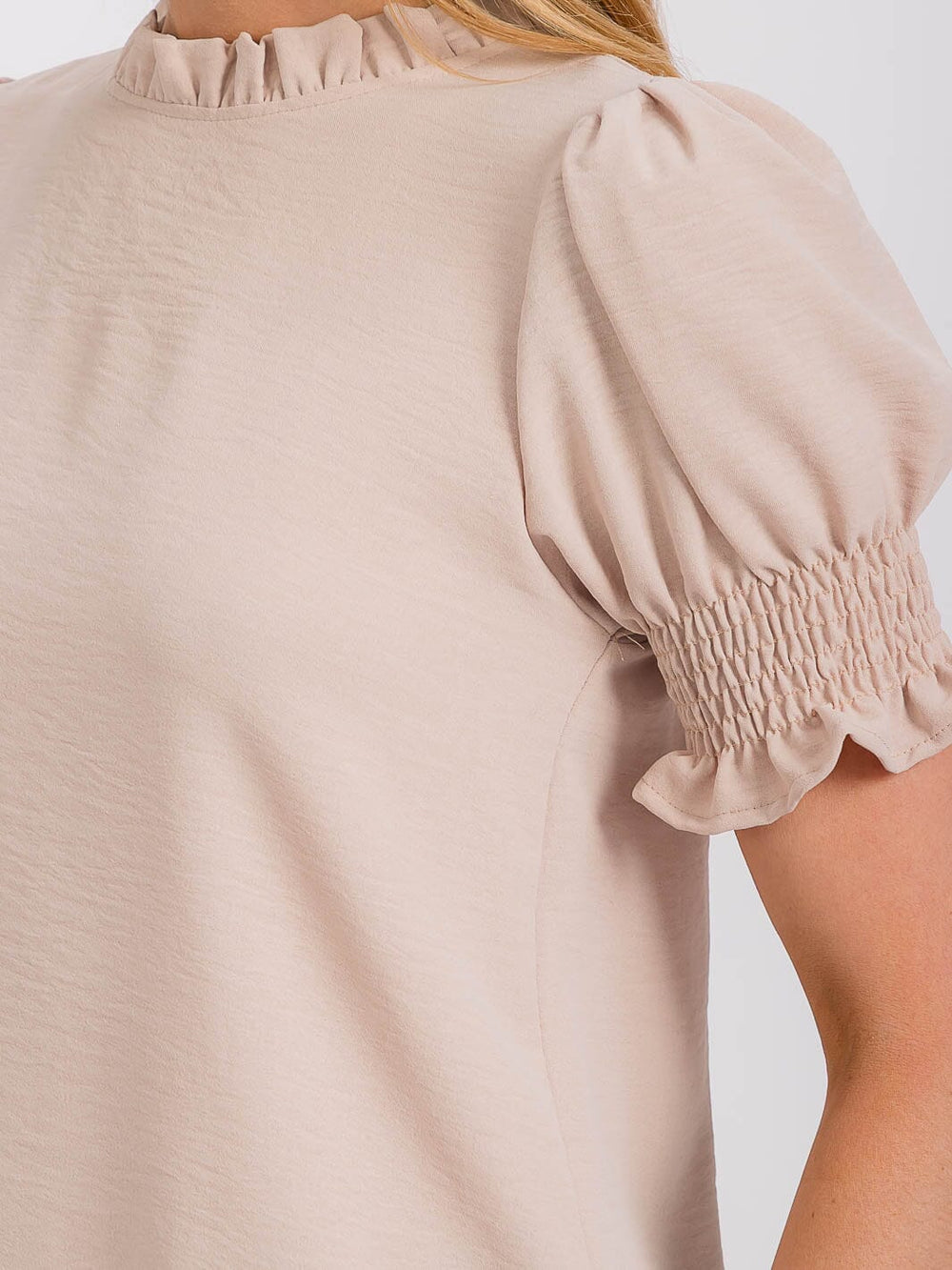 WOMEN'S SHORT PUFF SLEEVE MOCK NECK BLOUSE