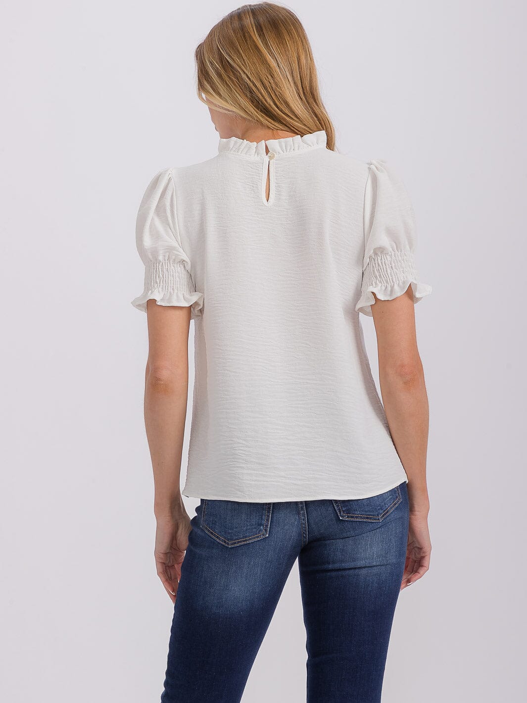 WOMEN'S SHORT PUFF SLEEVE MOCK NECK BLOUSE