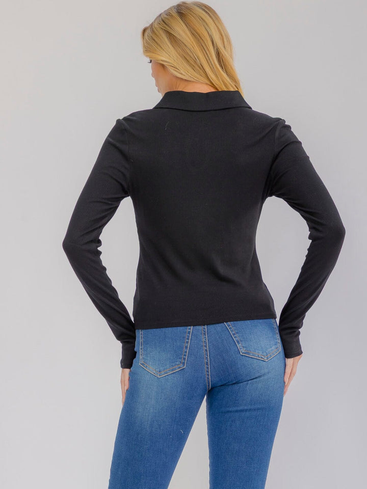 WOMEN'S LONG SLEEVE V-NECK RIBBED TOP