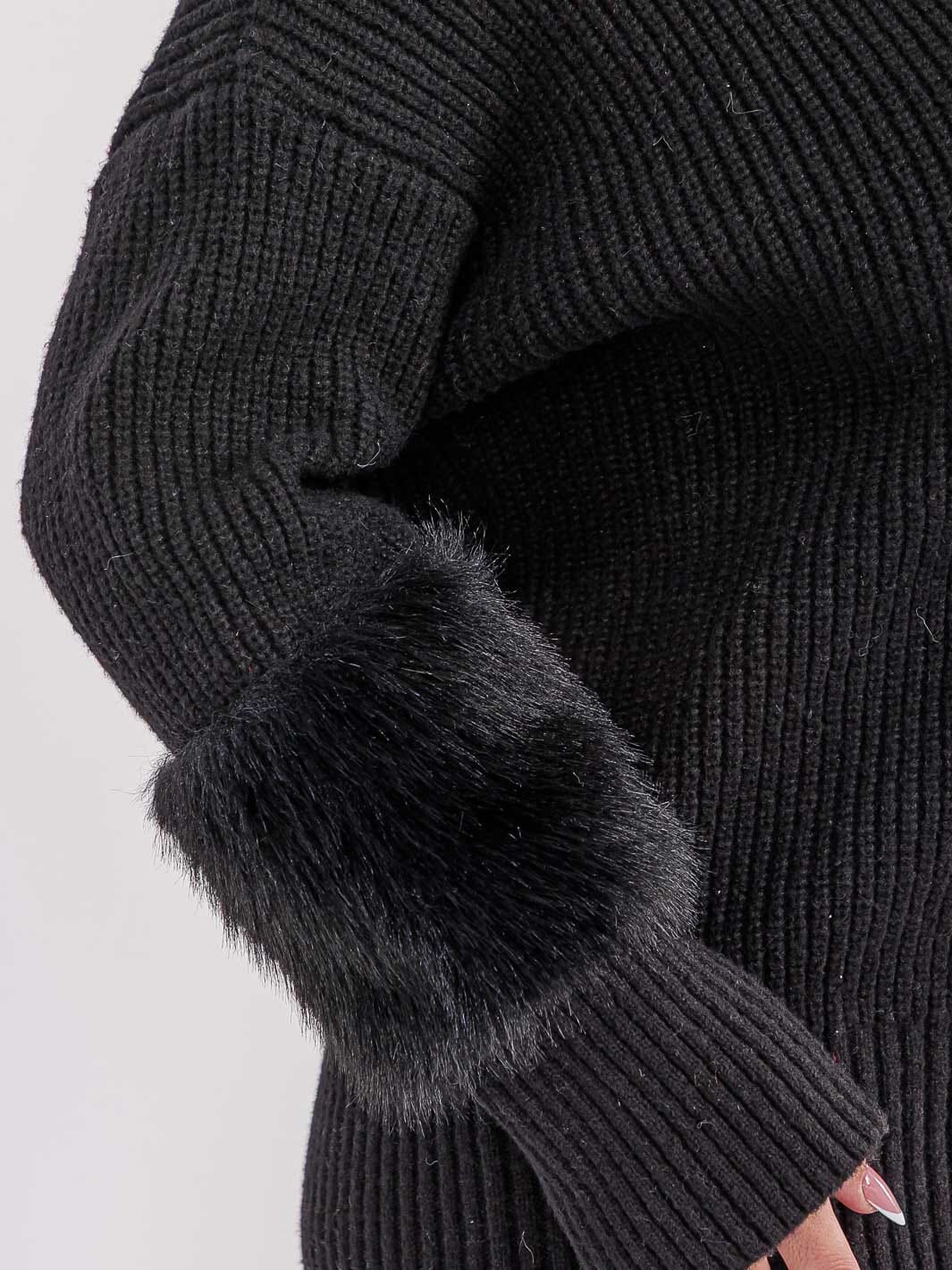 PLUS SIZE LONG SLEEVE TURTLE NECK SHERPA DETAIL PULLOVER SWEATER