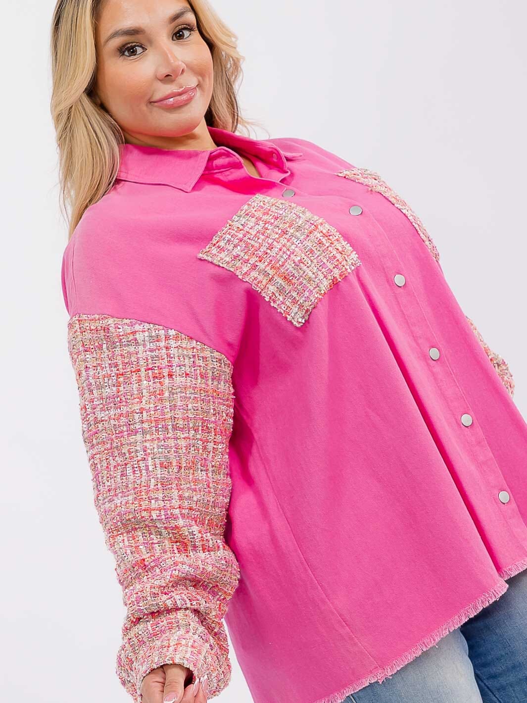 PLUS SIZE LONG SLEEVE BUTTON CLOSURE FRONT POCKETS CONTRAST JACKET