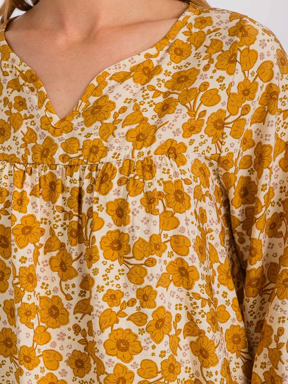 WOMEN'S LONG SLEEVE V-NECK FLORAL TUNIC BLOUSE