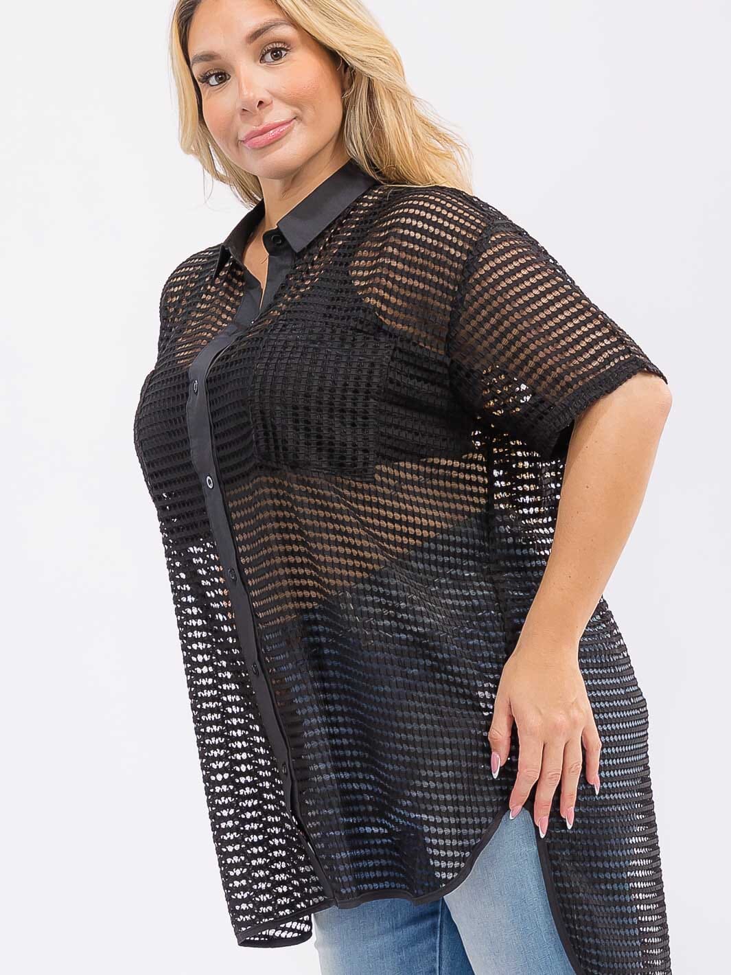 PLUS SIZE SHORT SLEEVE BUTTON UP FRONT POCKET HIGH-LOW LOOSE FIT TOP