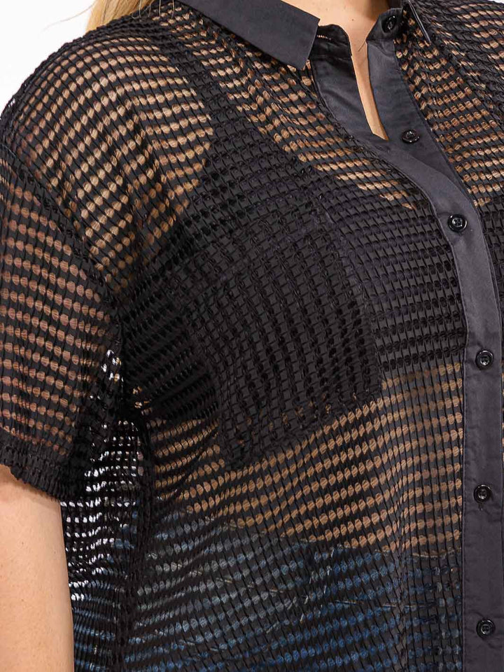 PLUS SIZE SHORT SLEEVE BUTTON UP FRONT POCKET HIGH-LOW LOOSE FIT TOP