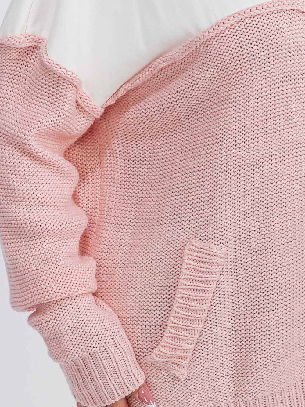 PLUS SIZE LONG SLEEVE COLORBLOCK V-NECK PULLOVER KNIT SWEATER