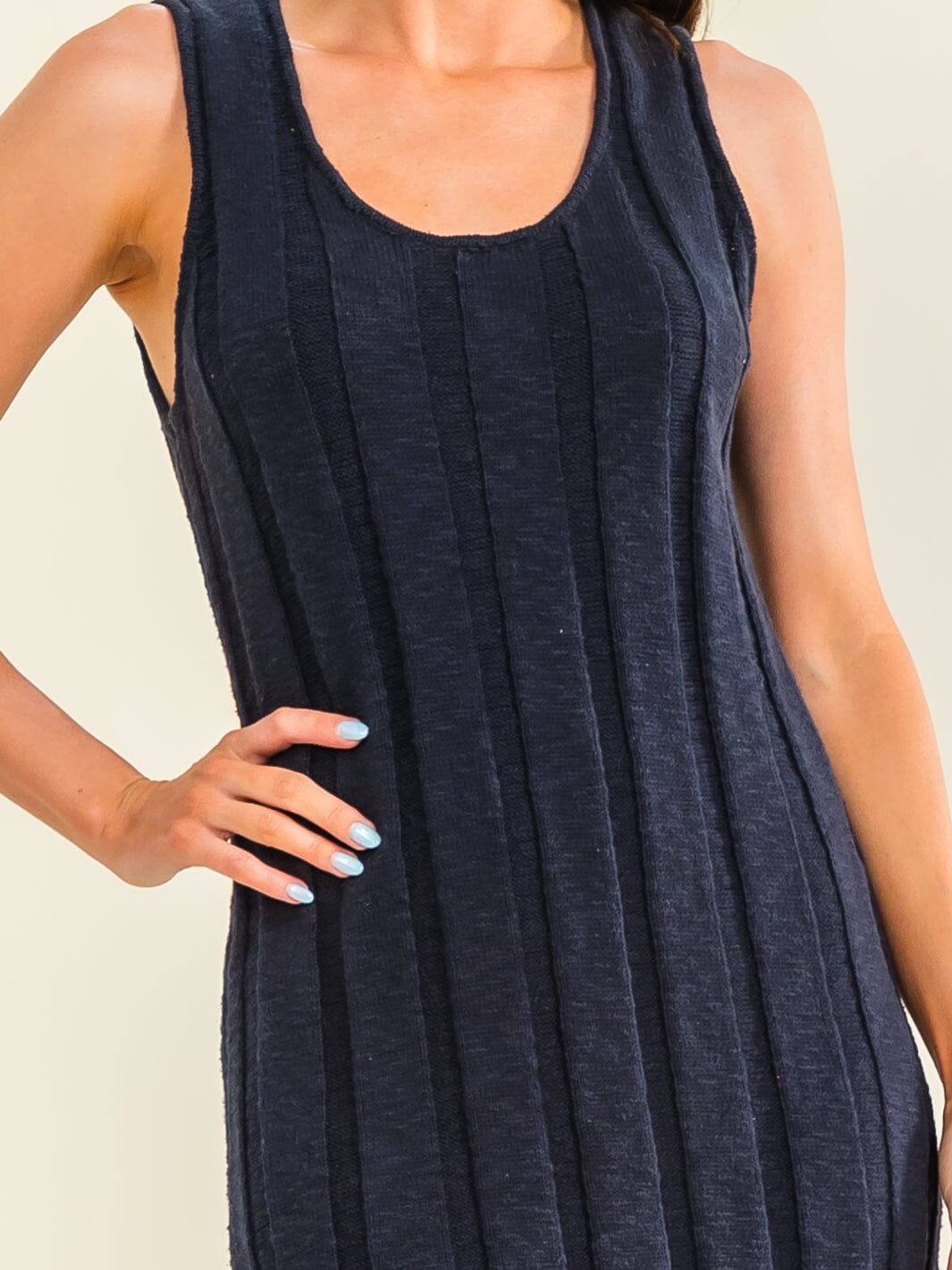 WOMEN'S SLEEVELESS RIBBED KNIT MAXI DRESS