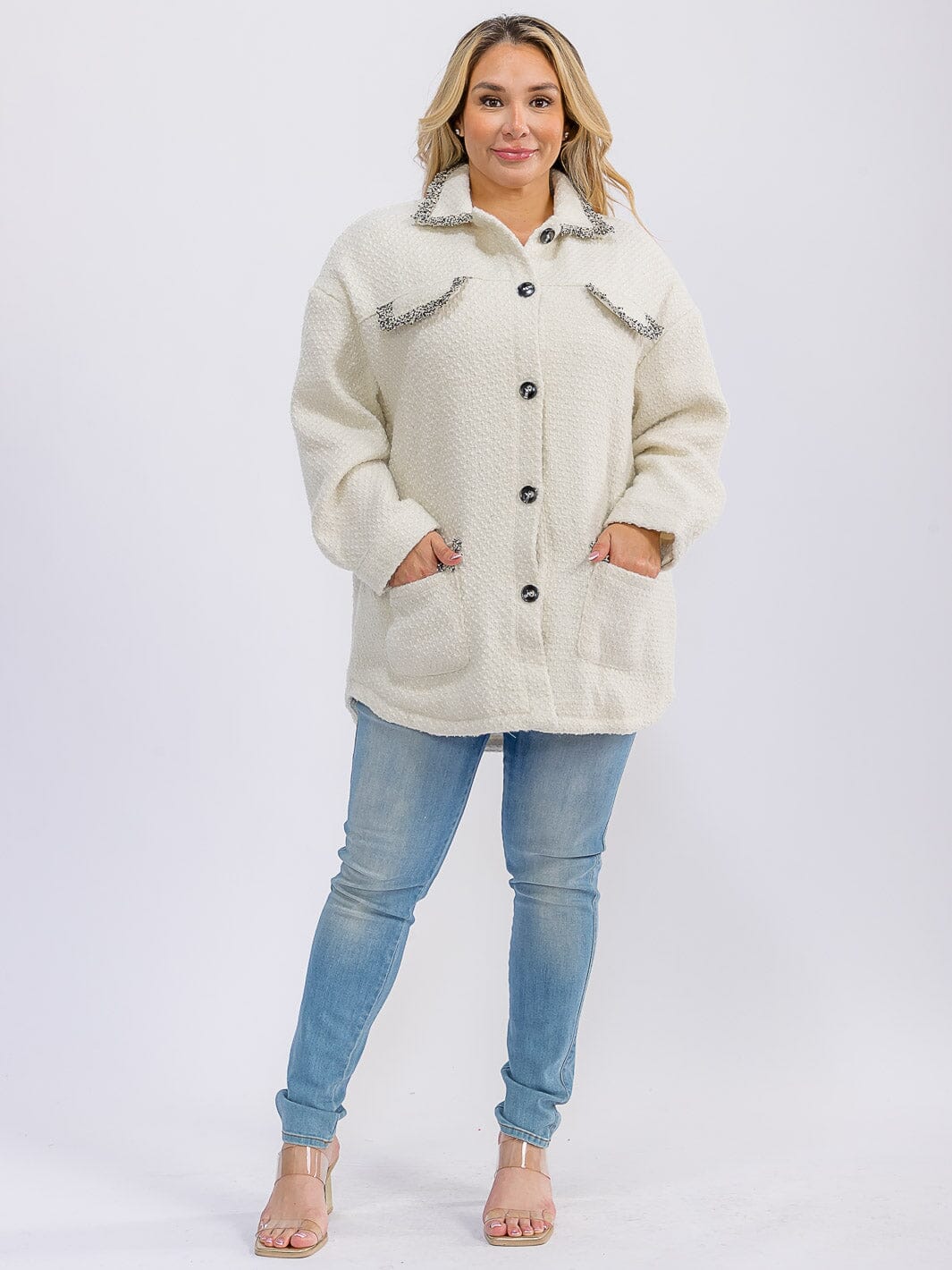 PLUS SIZE LONG SLEEVE BUTTON CLOSURE FRONT POCKETS TWEED JACKET