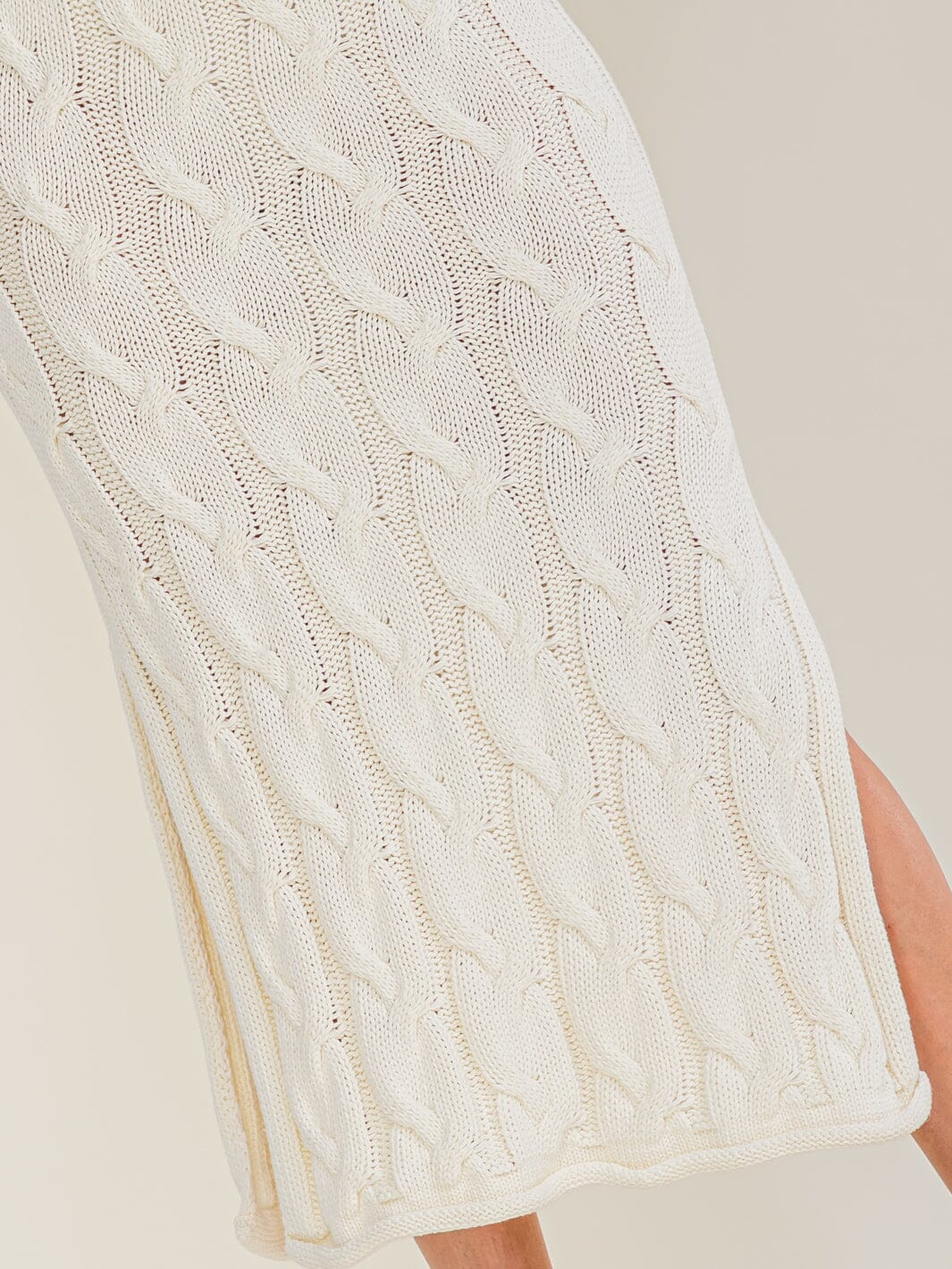 WOMEN'S ELASTIC WAIST CABLE KNIT SIDE SLIT MAXI SKIRT