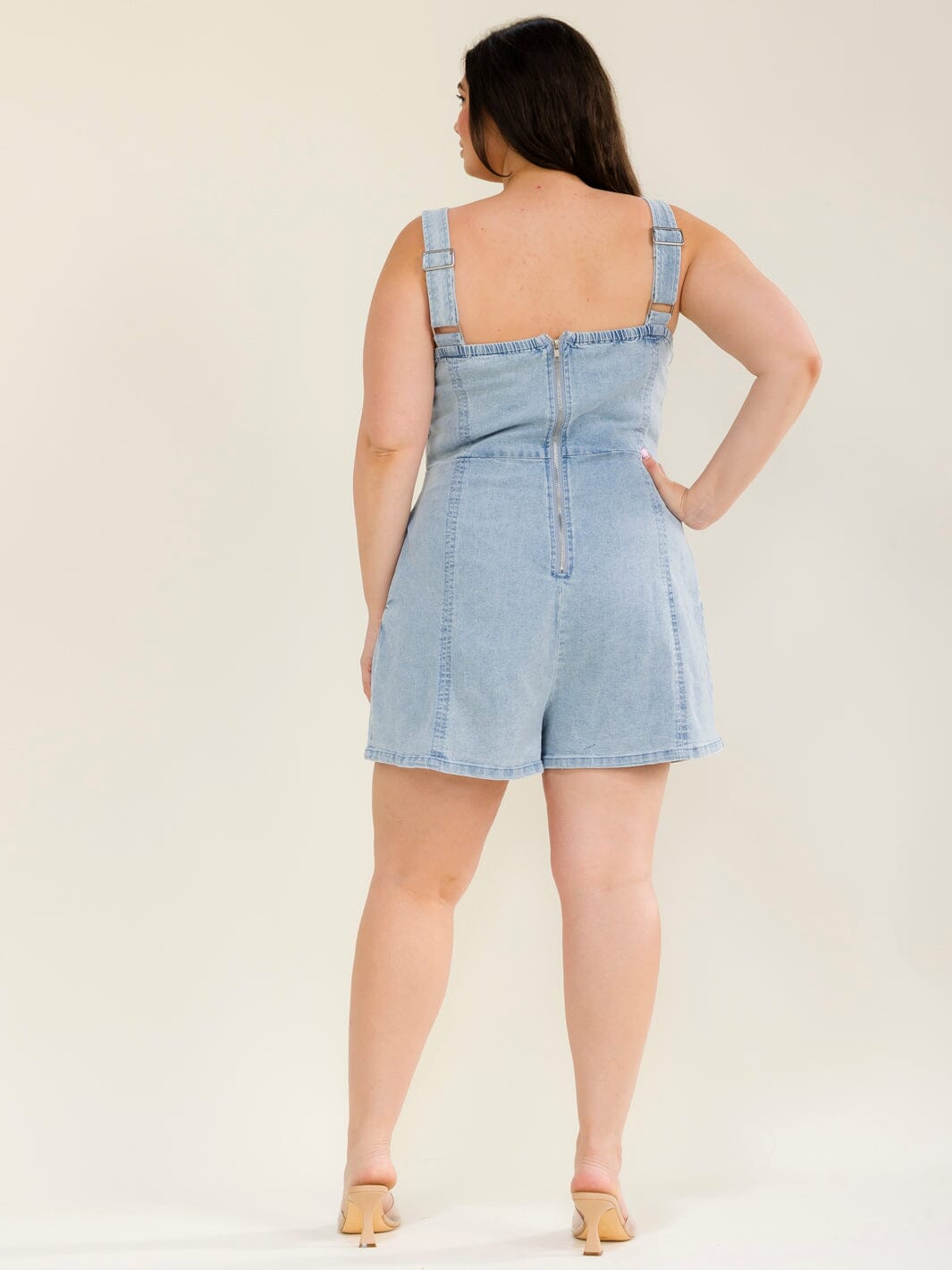 PLUS SIZE SLEEVELESS SQUARE NECK FRONT POCKETS DENIM ROMPER