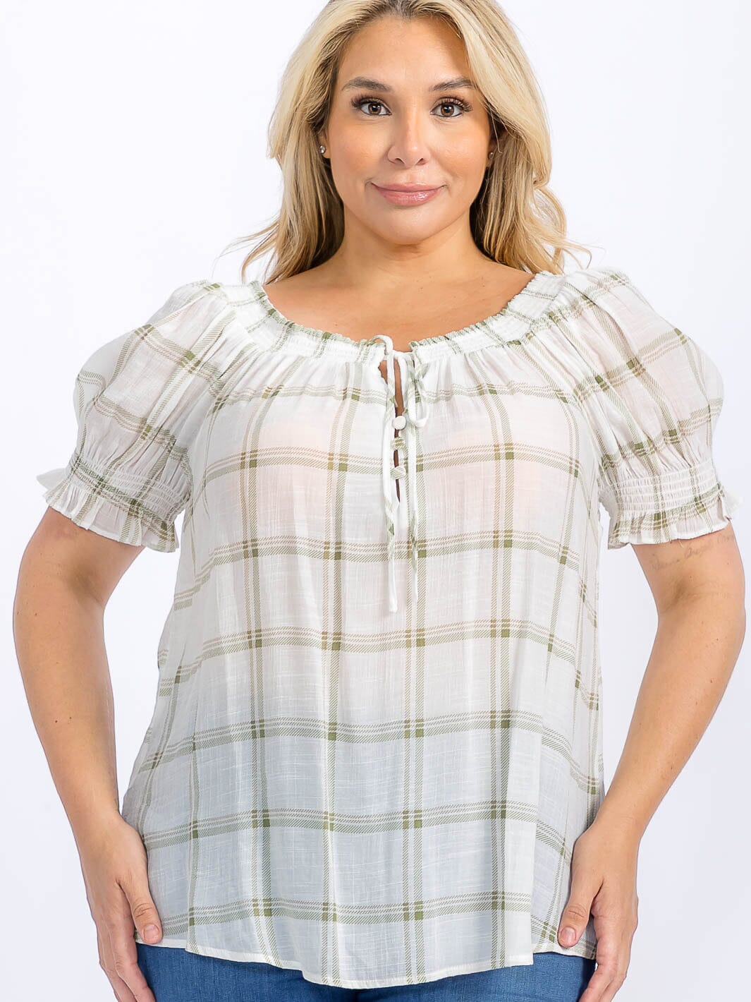 PLUS SIZE SHORT PUFF SLEEVE HIGH-LOW PLAID BLOUSE