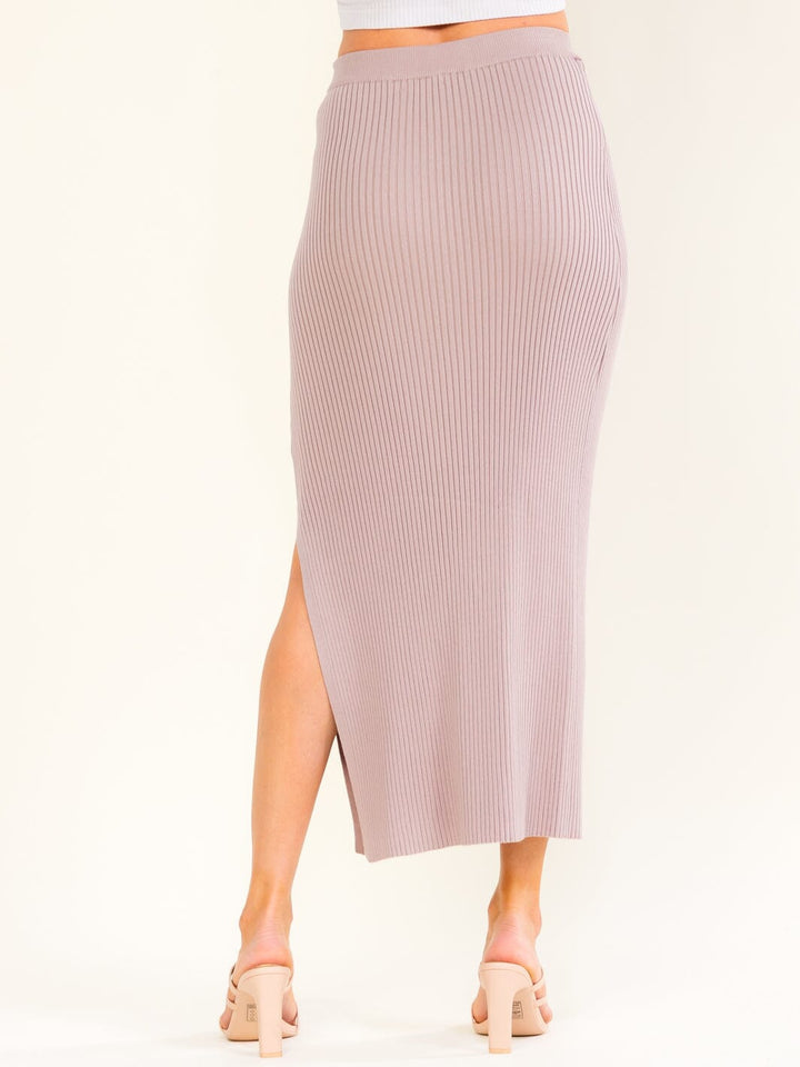 ******WOMEN'S ELASTIC WAIST SIDE SLIT RIBBED MAXI SKIRT