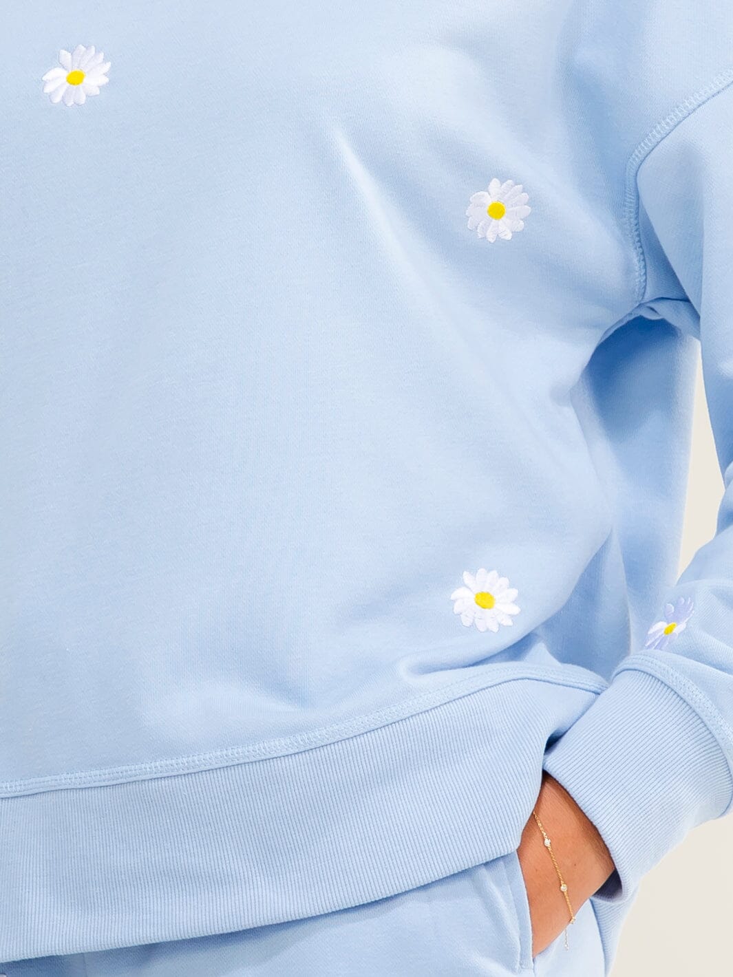 WOMEN'S LONG SLEEVE FLORAL PRINT PULLOVER SWEATER