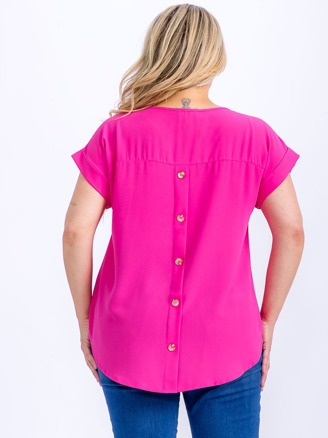 PLUS SIZE SHORT SLEEVE V-NECK BACK DETAILED HIGH-LOW BLOUSE