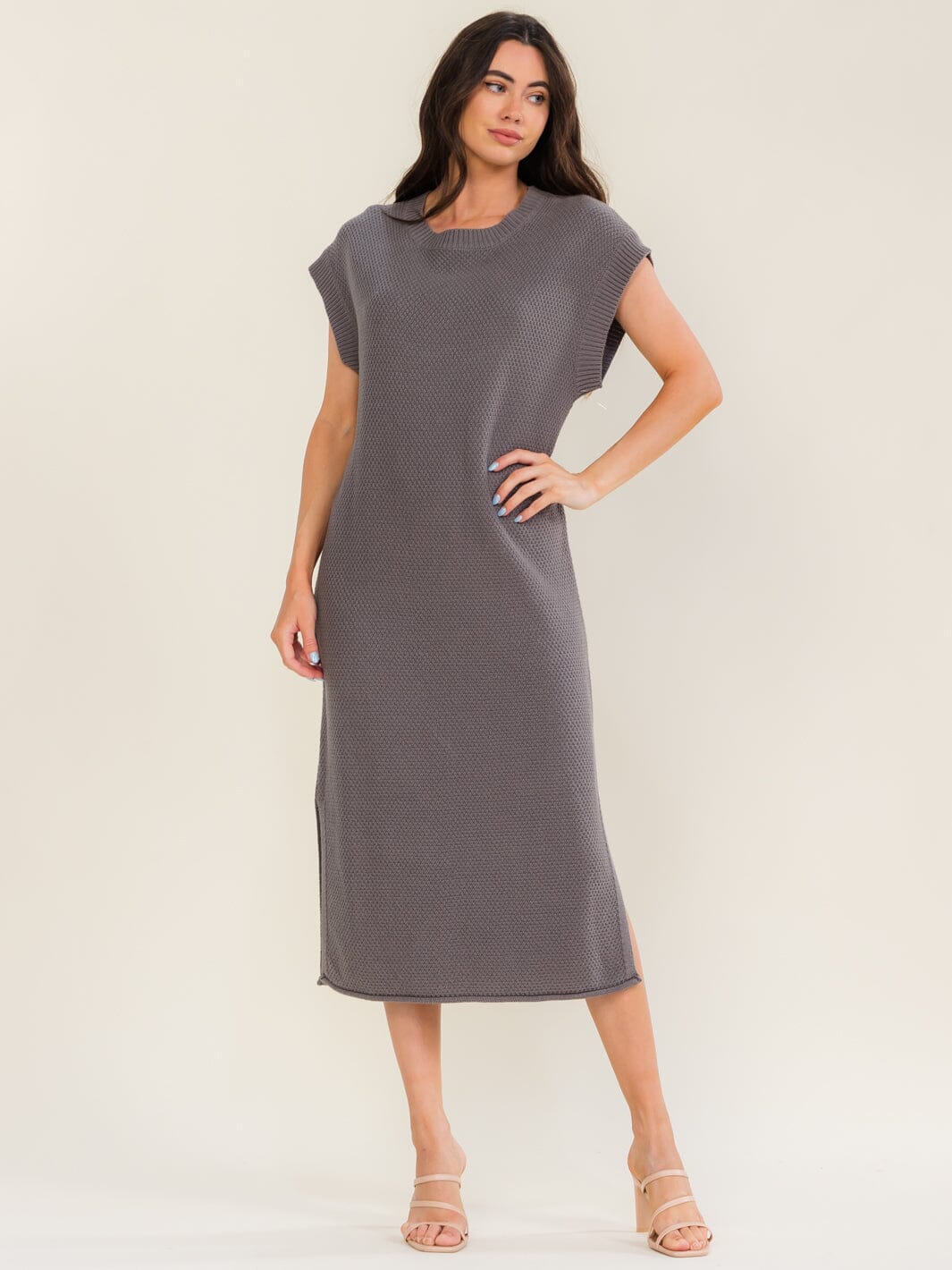 WOMEN'S SHORT SLEEVE LOOSE FIT KNIT SWEATER MAXI DRESS