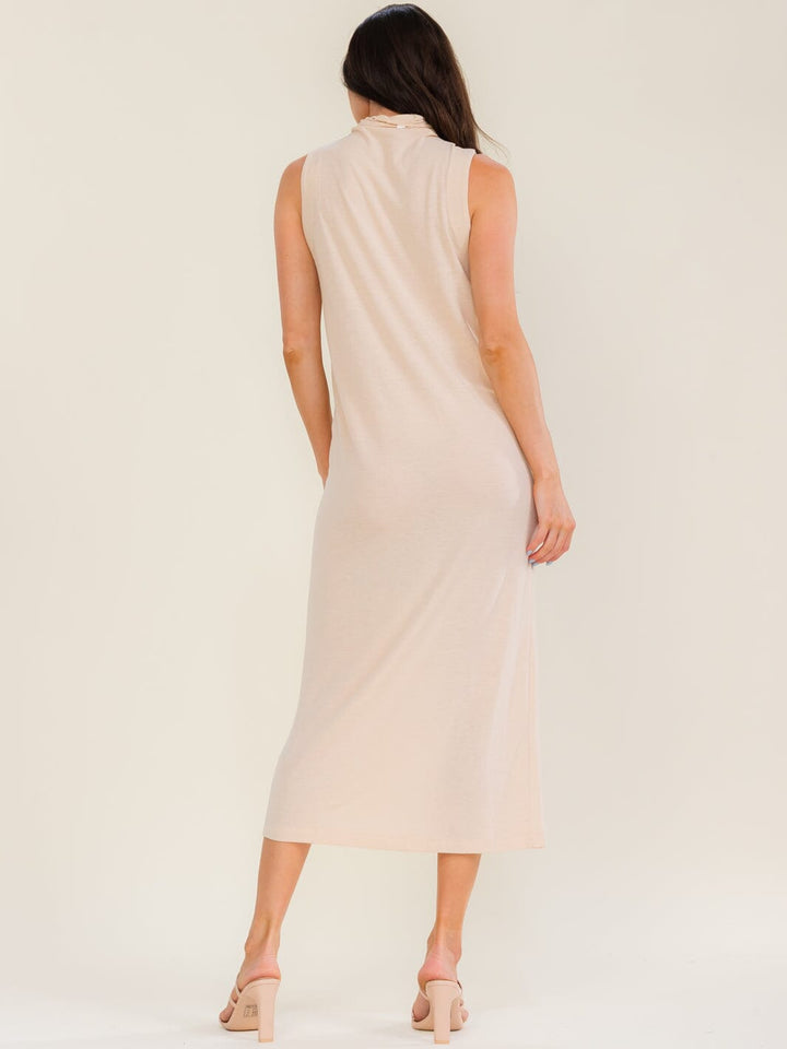 WOMEN'S SLEEVELESS TURTLE NECK MAXI DRESS