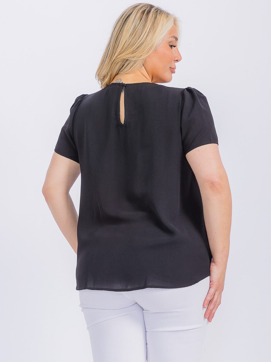PLUS SIZE SHORT SLEEVE DETAILED BLOUSE