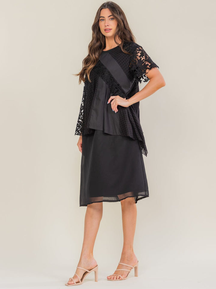 BEULAH WOMEN'S SHORT SLEEVE TIERED CROCHET MIDI DRESS