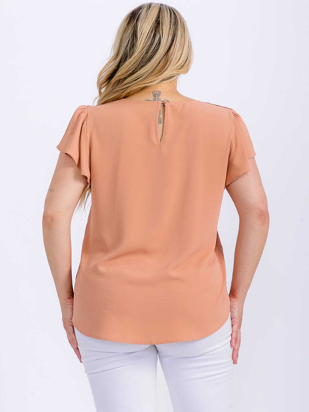 PLUS SIZE SHORT SLEEVE DETAILED BLOUSE