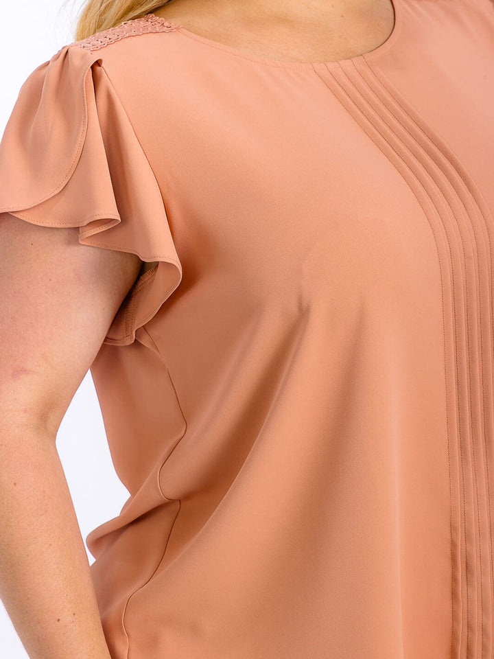 PLUS SIZE SHORT SLEEVE DETAILED BLOUSE