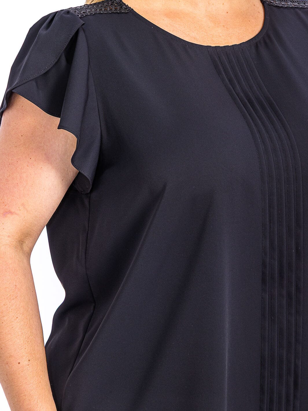 PLUS SIZE SHORT SLEEVE DETAILED BLOUSE