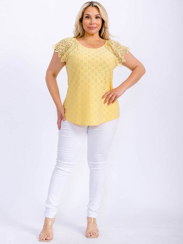 PLUS SIZE SHORT SLEEVE CROCHET EYELET BLOUSE