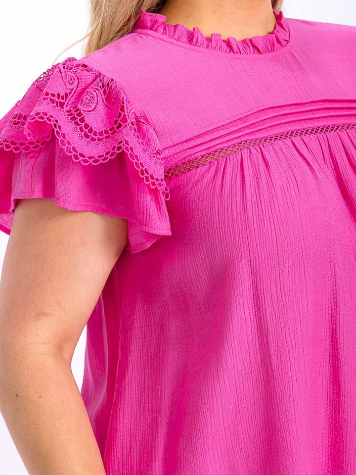 PLUS SIZE SHORT RUFFLE SLEEVE LACE TRIM DETAILED BLOUSE