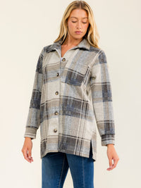 WOMEN'S LONG SLEEVE BUTTON UP FRONT POCKET PLAID JACKET