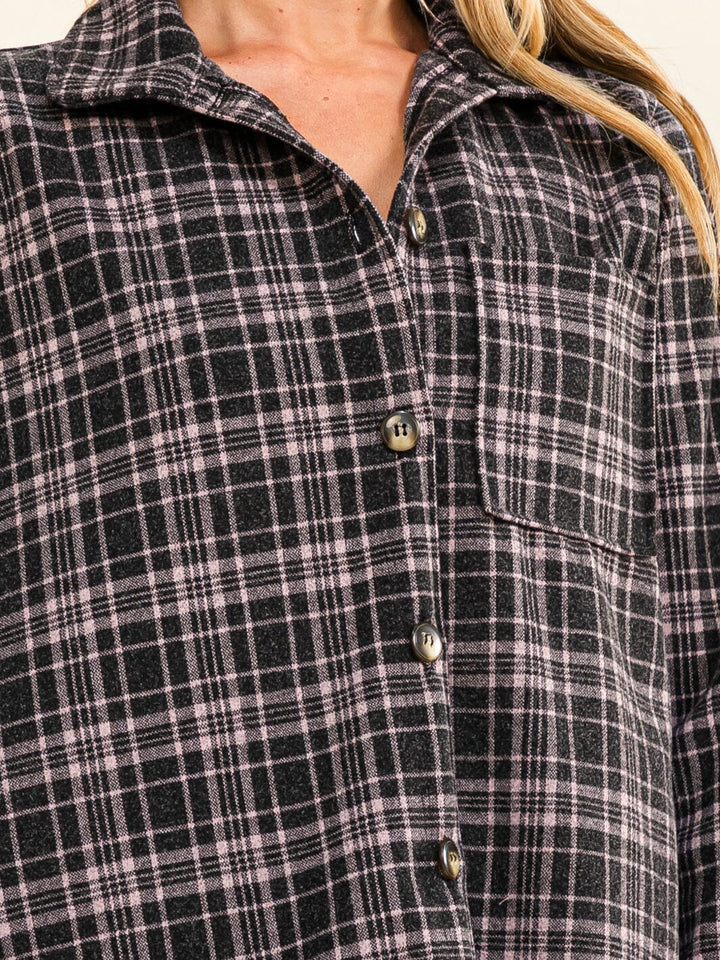 WOMEN'S LONG SLEEVE BUTTON UP FRONT POCKET PLAID JACKET