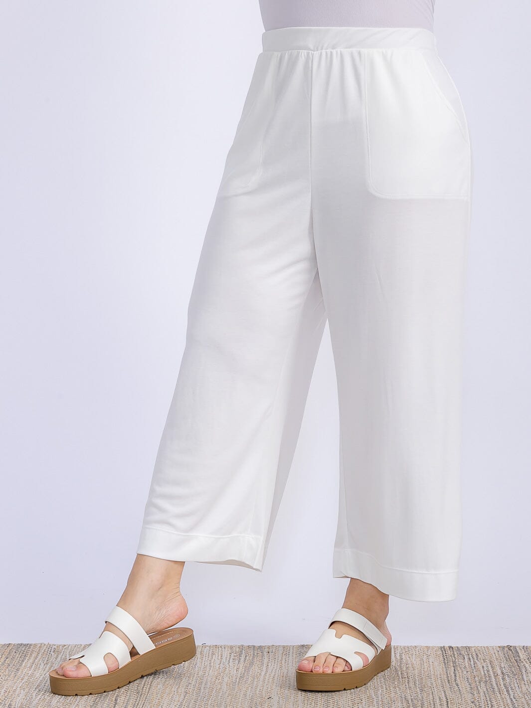 WOMEN'S ELASTIC WAIST FRONT POCKETS WIDE LEG CAPRI PANTS